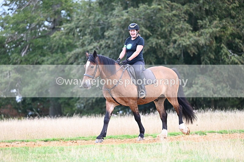 DSC_4844 - Time at Statue 11:10 to 11:42