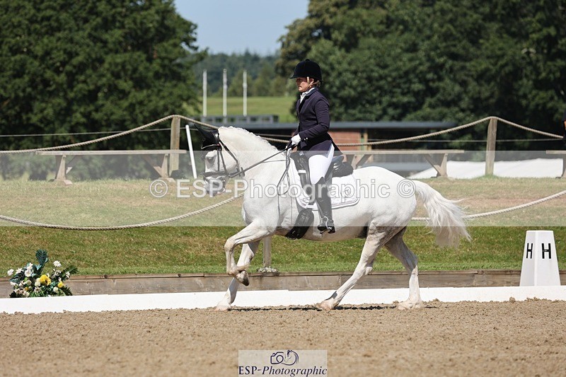 240719-111530-00928 - 215-Emma_Lomas-Hillgarth_Bombay_Saphire