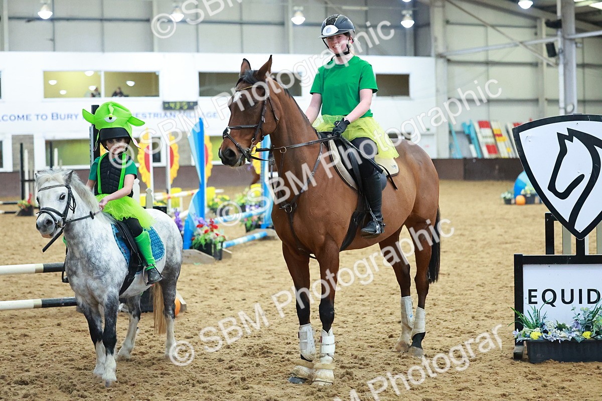 SBM_002842 - Class 4 - Pairs