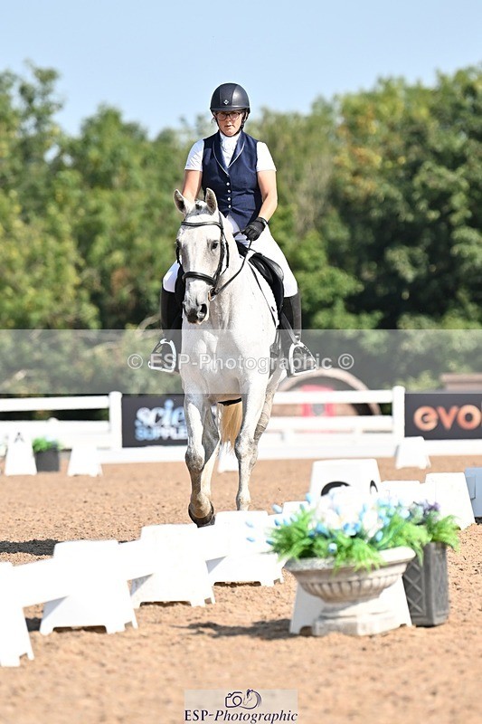 250816-103833-03161 - 099-Essie.BarkerBloody.Nora