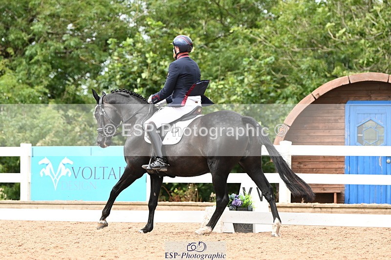 240815A-145815-02133 - 171-Martyn.Humphrey-Isabeau.May