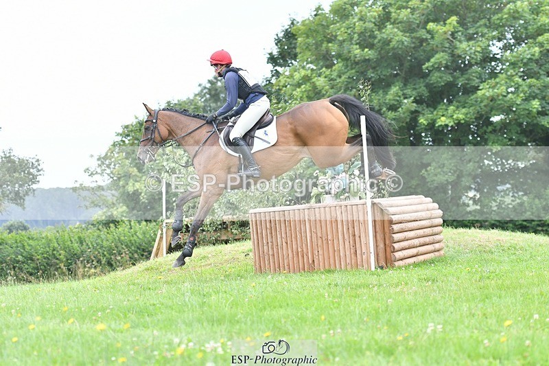 240803-122006-03549 - 120-Rosie_Bradley-Hole-BROADSTRUTHER