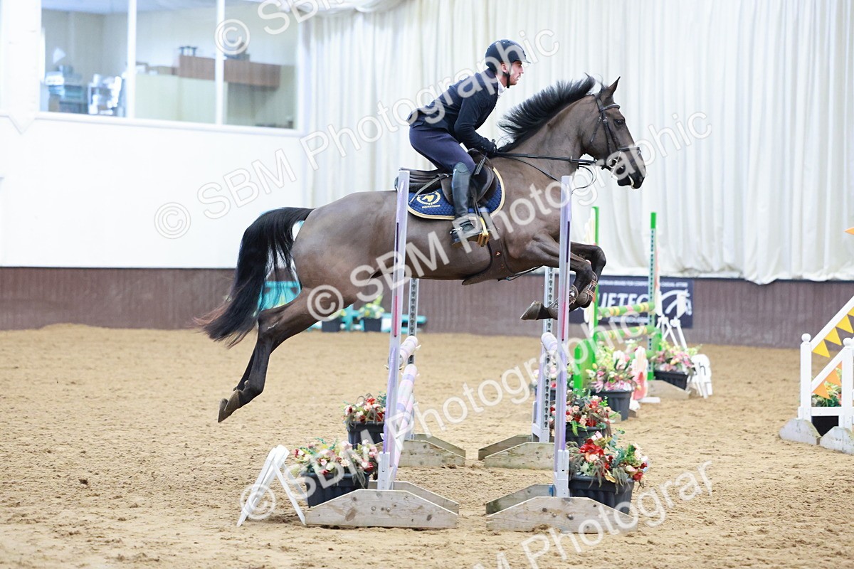 SBM_003160 - Class 10 - Nupafeed Supplements Senior Discovery/ 1m Open