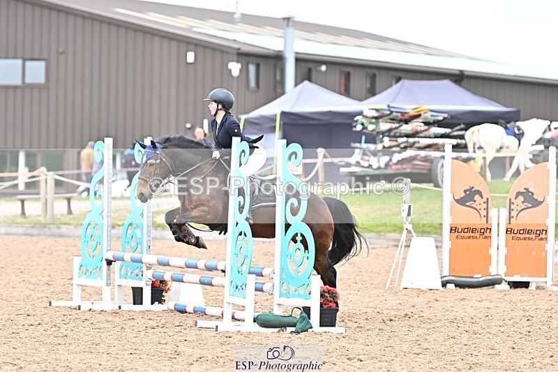 250414-102000-00066 - 70cm Round 1