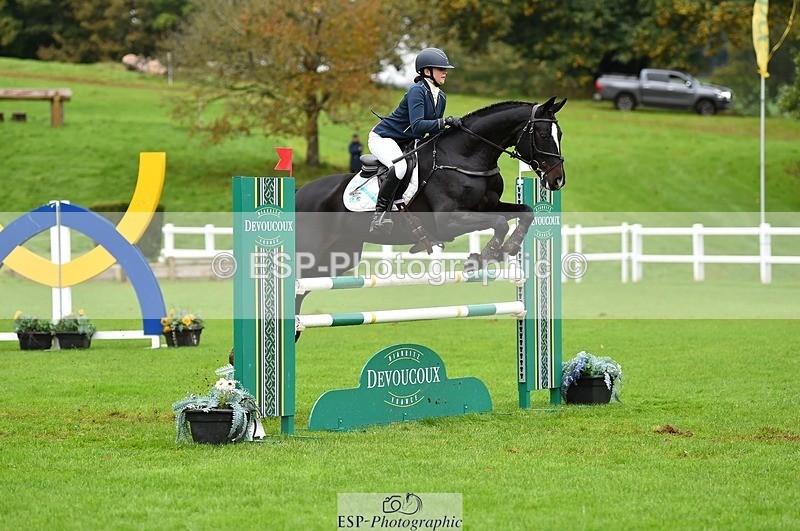 231021-121256-16440 - 054-PORSCHE-Coco.Lanni-SJ