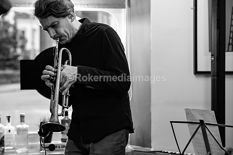  - BEN THOMAS & DAVIDE LOGIRI TRIO