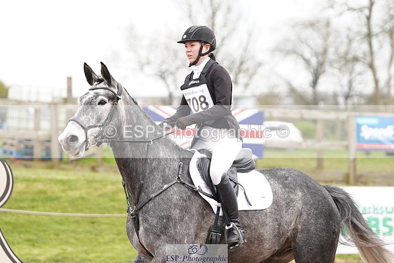 250419-130424-10969 - 708-Laura.Noon-VAN.DER.VALK