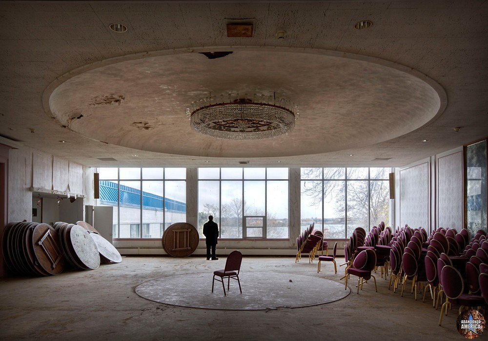 Fallside Hotel (Niagara Falls, NY) | Abandoned America