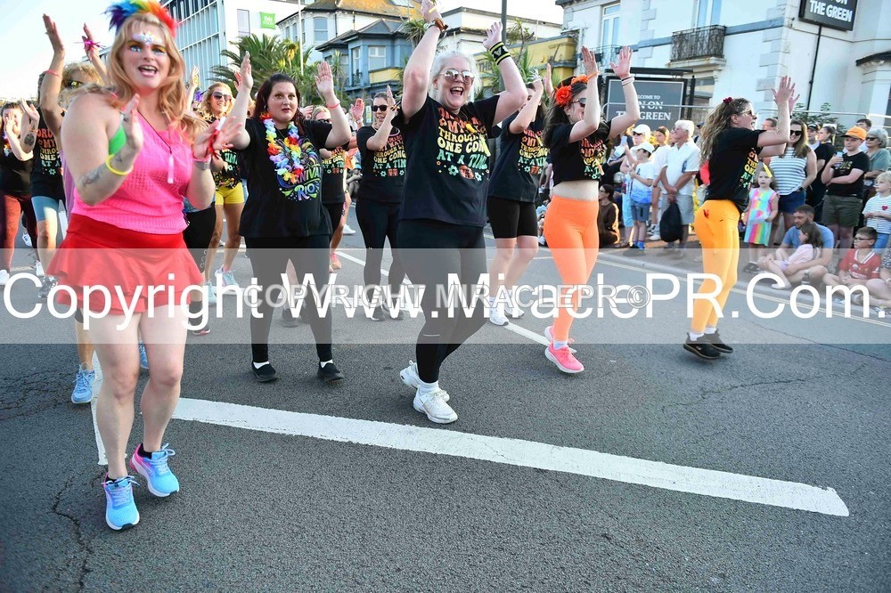 SH4_3870 - Carnival Procession.