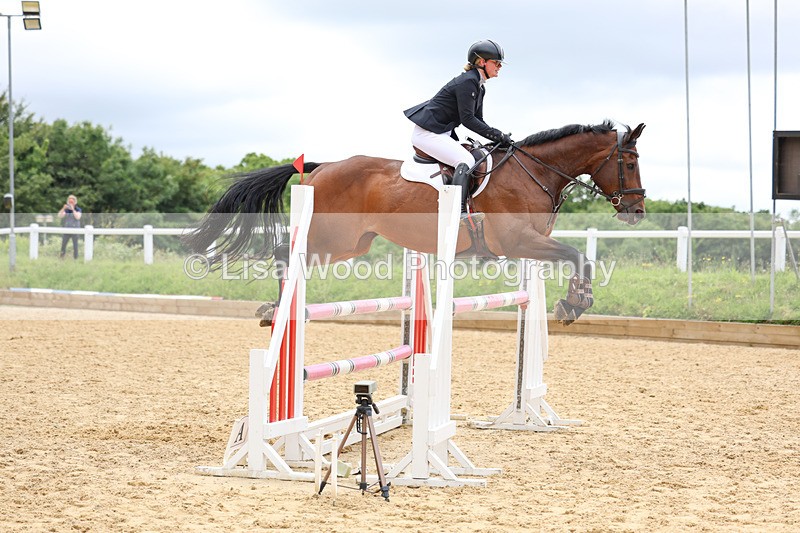 3E7A4257 - Class 7: Senior Newcomers/1.10m open