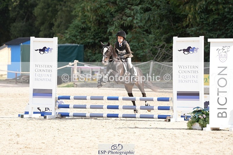 250821A-110854-15032 - WC Round 2 11.00 to 12.00