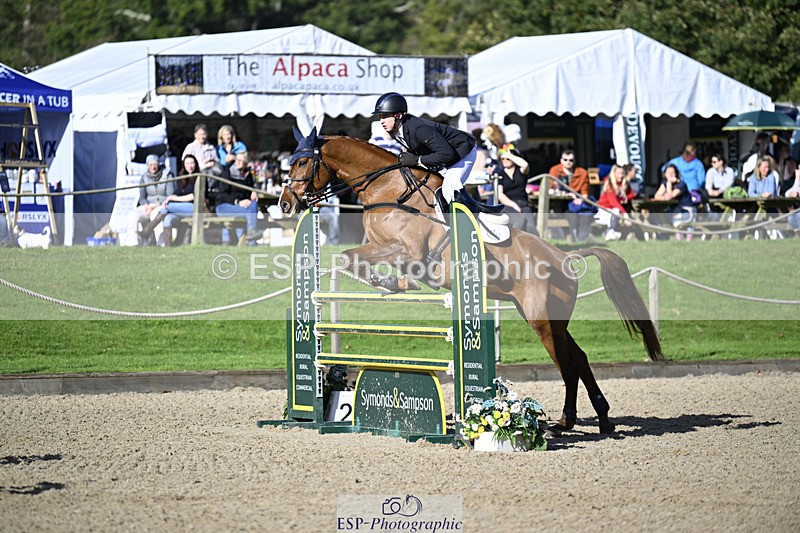 241026-114621-12581 - 017-Louis.Pern-CLASSICTOP.MISS.VIVIENNE