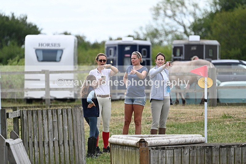 WJ7_5349 - 60cm XC Time 10:17 to 10:49