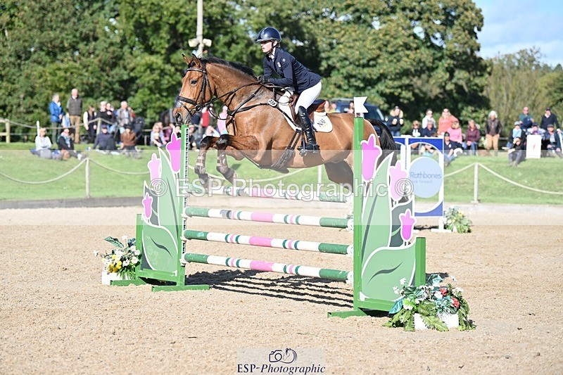 231022-122529-26674 - 330-TRINITY.THANKS.AWFULLY-Imogen.Gloag-SJ