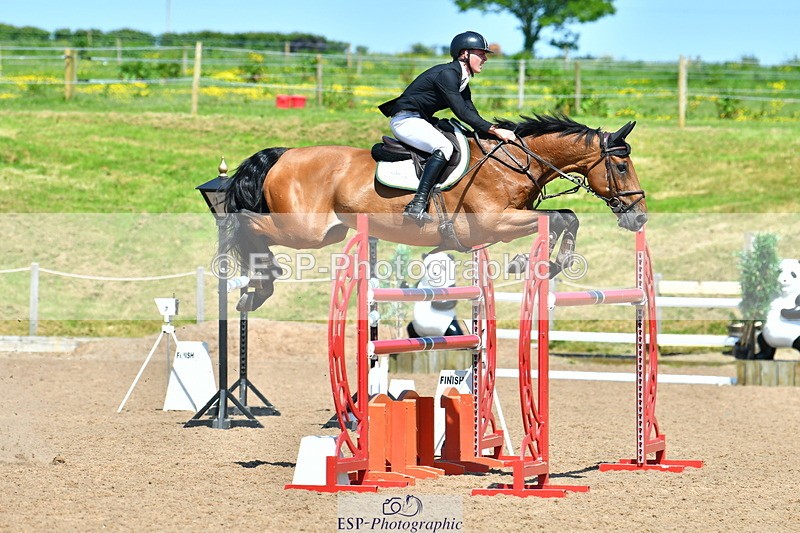 230527A-144700-05106 - Cls 17 National 1.30m Open