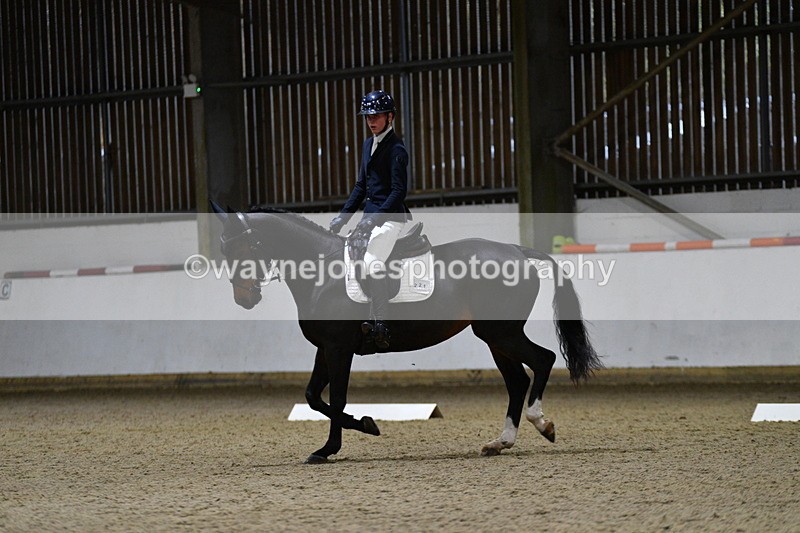 WJ5_8548 - Class 5 Novice Test 3