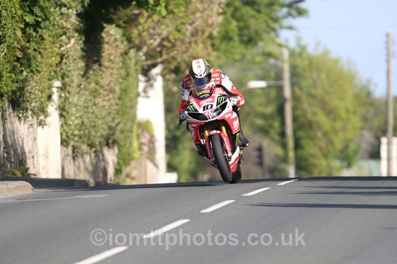 IMG_4286 - Thursday Practice  TT 2013