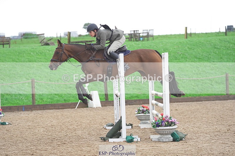 230924A-114016-04621 - 100 SJ 11.00 to 12.00