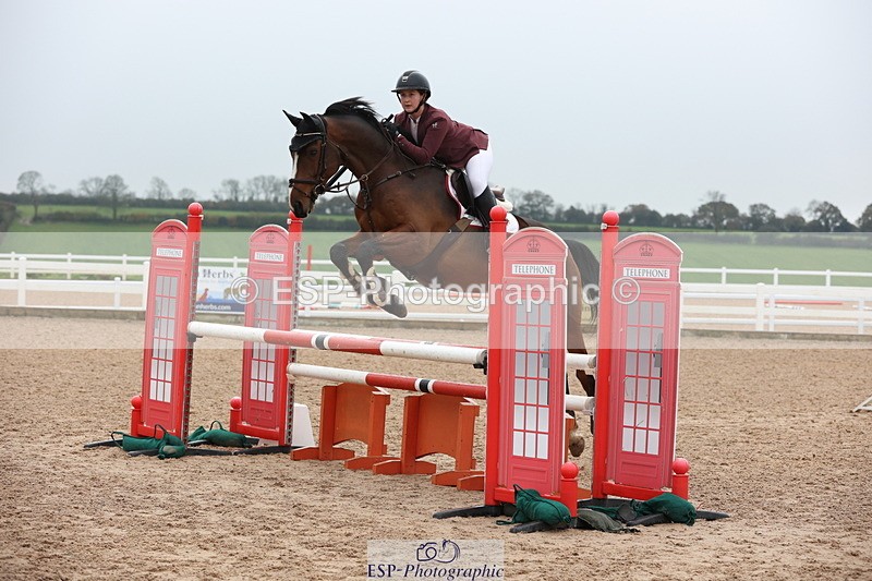 231112A-104438-03413 - Cls 17 Blue Chip Novice Winter Qualifier