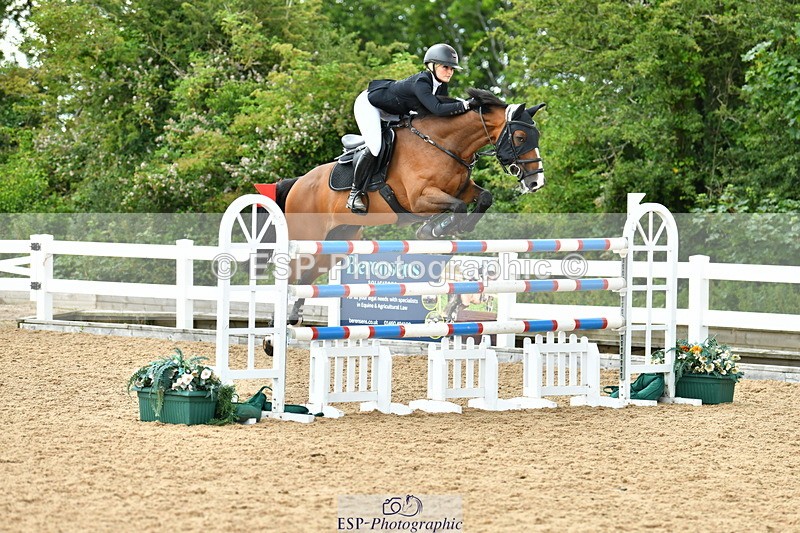 230721A-142401-06892 - Cls 22, 1 Star Gold 1.30m