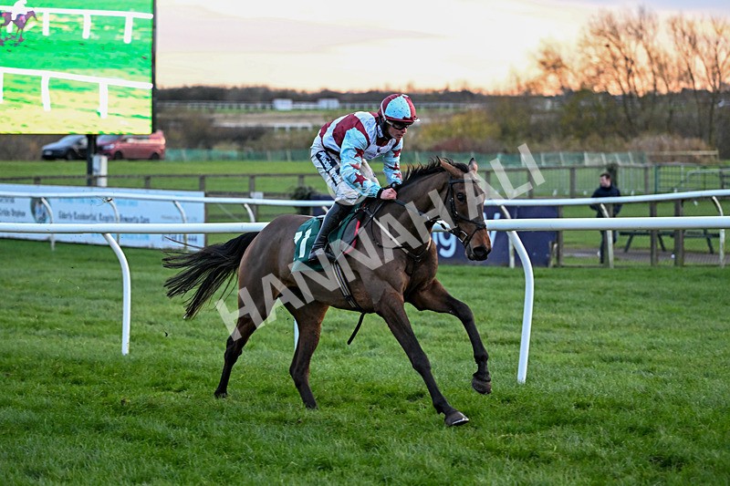 211125-Race 7-Nimba-8352 - Race 7