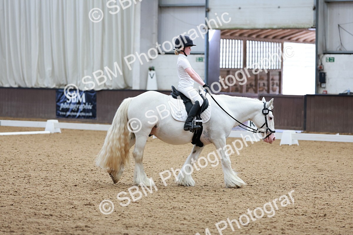 SBM_013263 - Class 1-2-3-4 - MQ Open U21 Intro 1-2