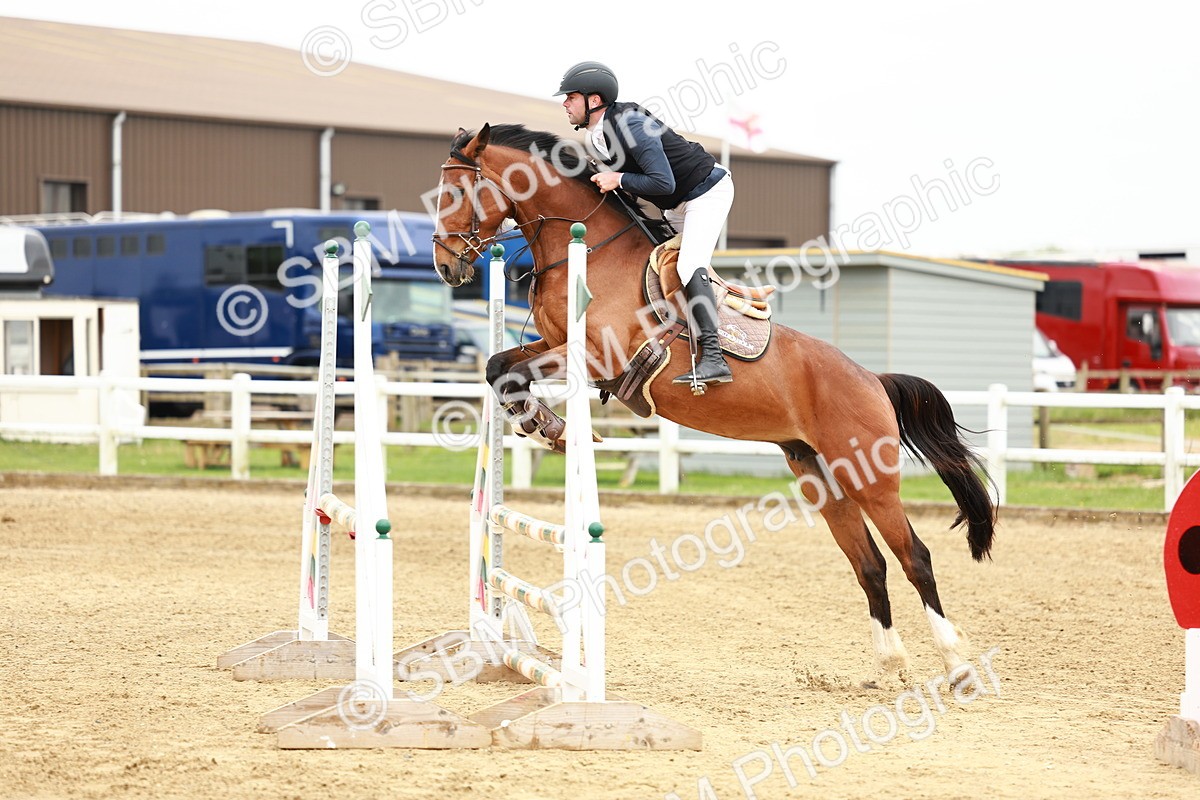 SBM_000209 - Class 2 - Senior British Novice - 90cm