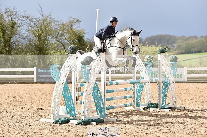 240327A-133208-00578 - Cls 4 Newcomers and 1.10m Open