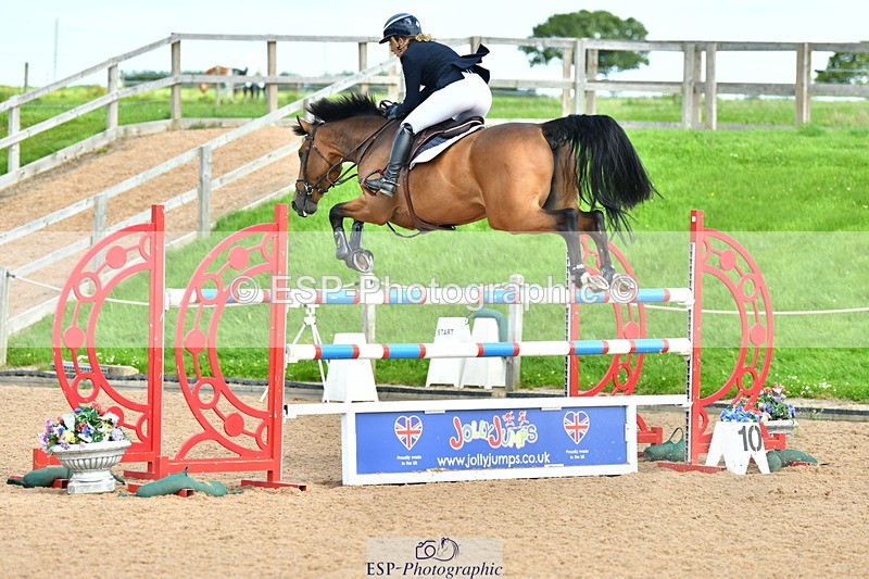 230811A-141017-05697 - Cls 23 Chard Eq 7Yr Old Champs