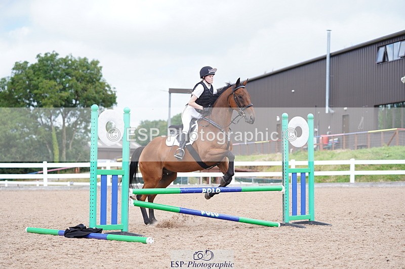 240809A-141120-01167 - Chase Me Charlie