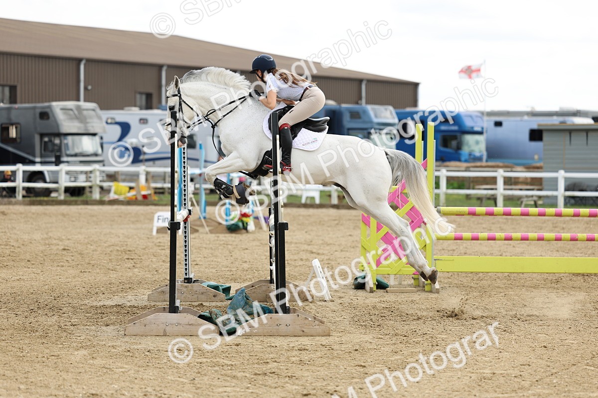 SBM_005339 - Class 18 - Senior 1.05m Open