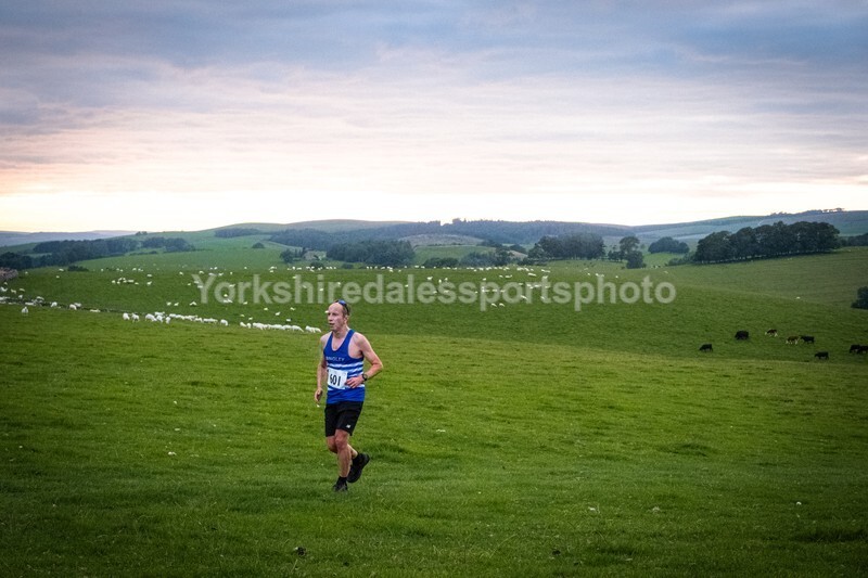 DSCF4331 - Eshton Moor  - Wharfedale Harriers