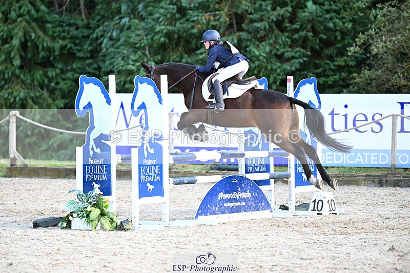 240824X-165226-30449 - 80cm Jump Off