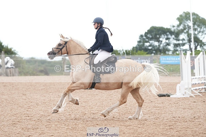 260901-163413-00219 - 70cm Classes