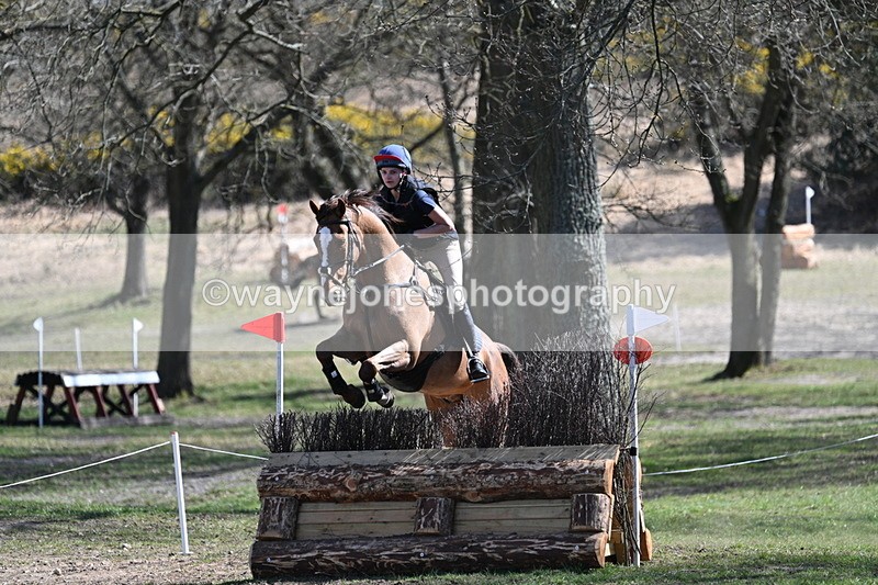 WJ7_1075 - XC Time 13:22 to 13:28