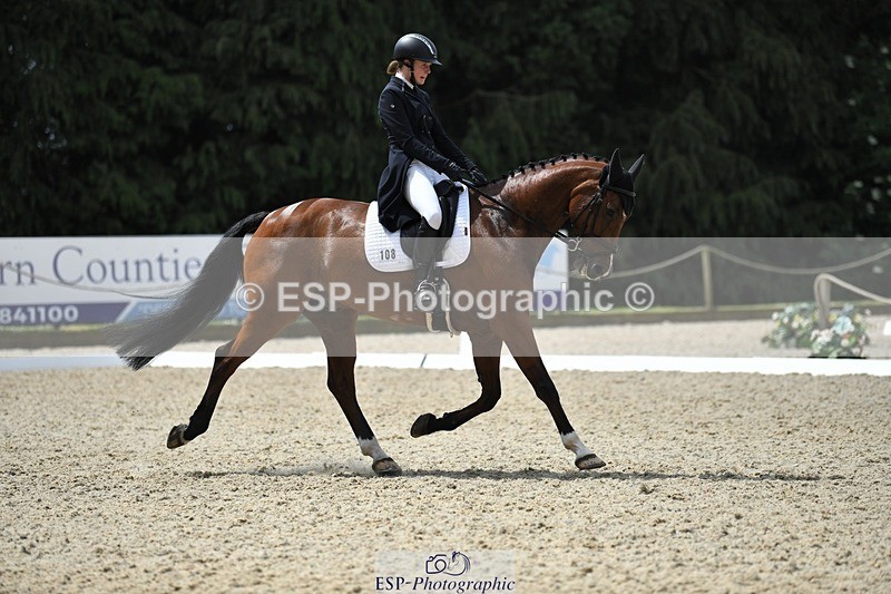 230525-121215-01972 - 108-LYJADOR-Clementine_Crosthwaite_Eyre-WEDTrotUp+DR