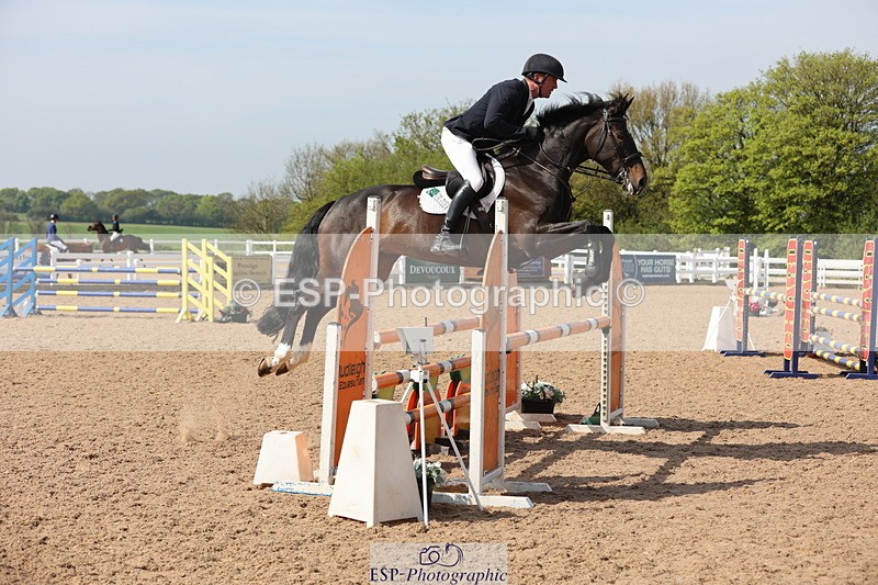 240510A-101158-05616 - Cls 14 Discovery and 1m Open