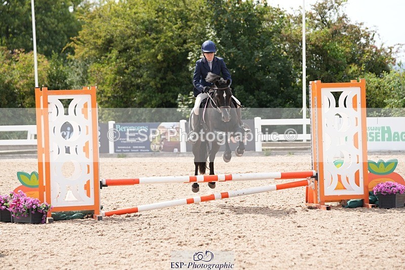 250805-144902-00006 - Clear Round and 60cm