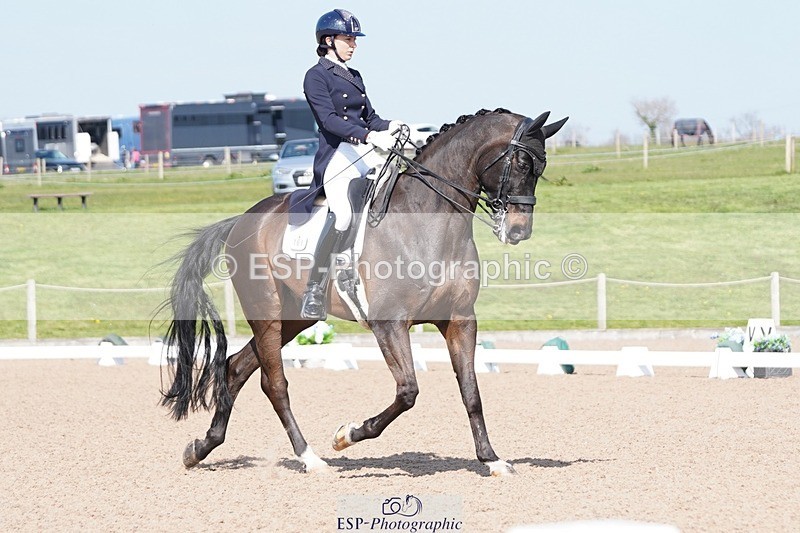 250404-150040-06820 - 161-Katie.Bailey-Hillgrounds.Wolkenhall