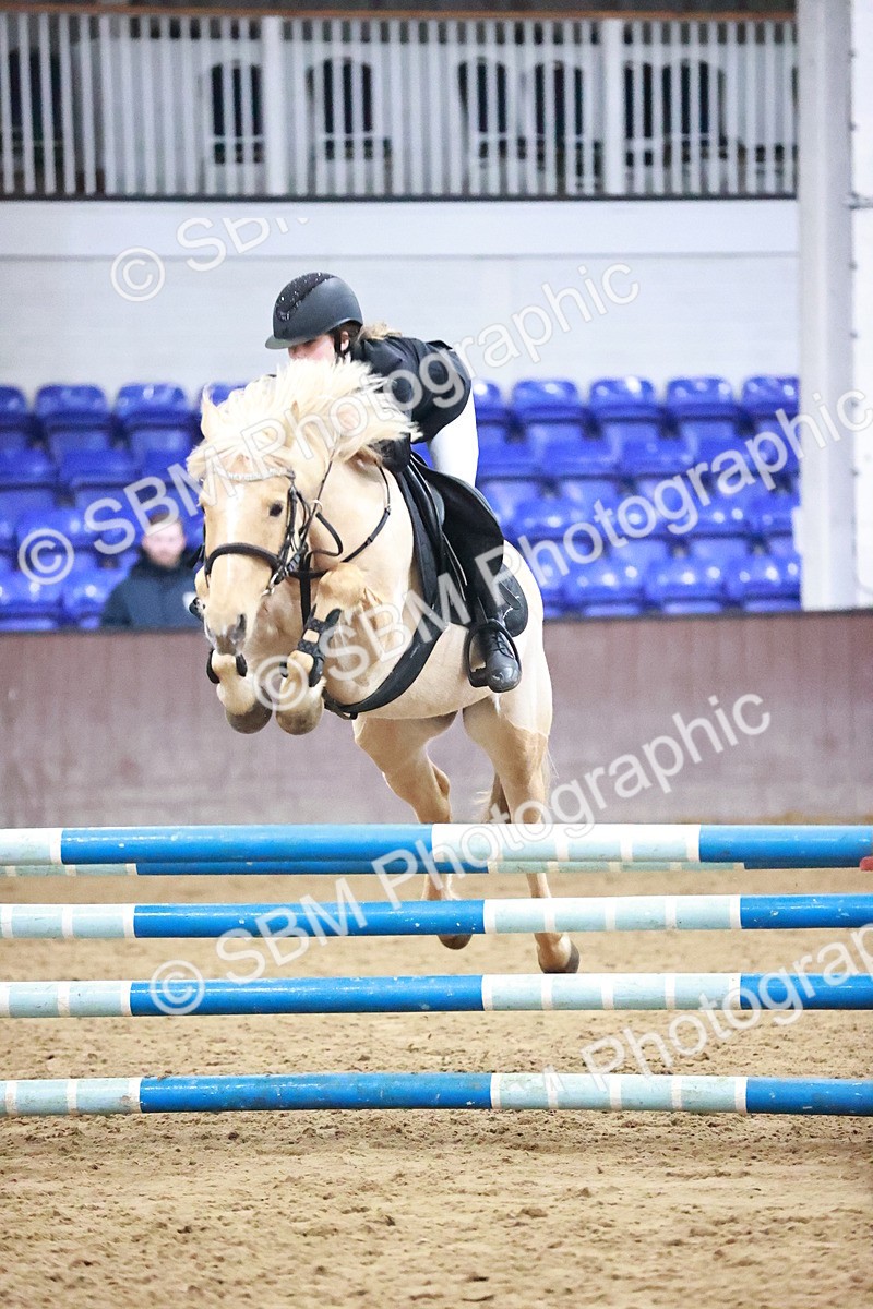 SBM_001774 - Class 9 - Pony Intro 75cm