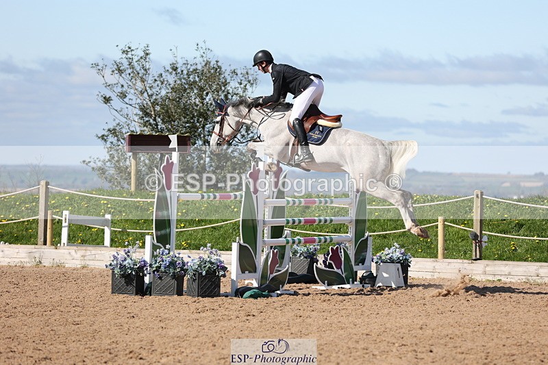 240419A-102750-06044 - Cls 2, 2 Star Small Tour 1.30m