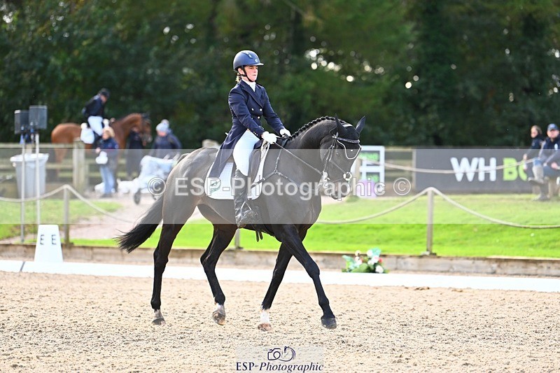 231021-143811-17881 - 342-STORM.IN.DECEMBER-Claire.Fielding-DR