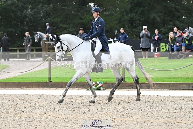 231019-094152-01181 - 027-IE.MR.MCGREGOR-Will.Furlong-DR