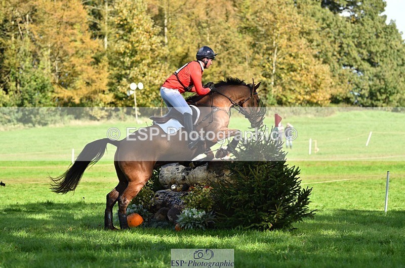 231022-142108-29214 - 345-THE.PREACHER.MAN-David.Doel-XC