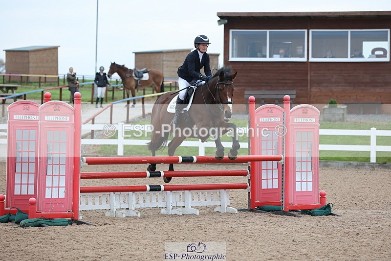 241101A-081349-00117 - FRI Cls 2 British Novice and 90cm Open