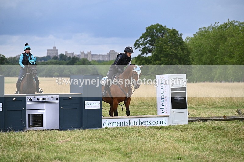WJ6_3166 - Time at Jump 11:06 to 11:40