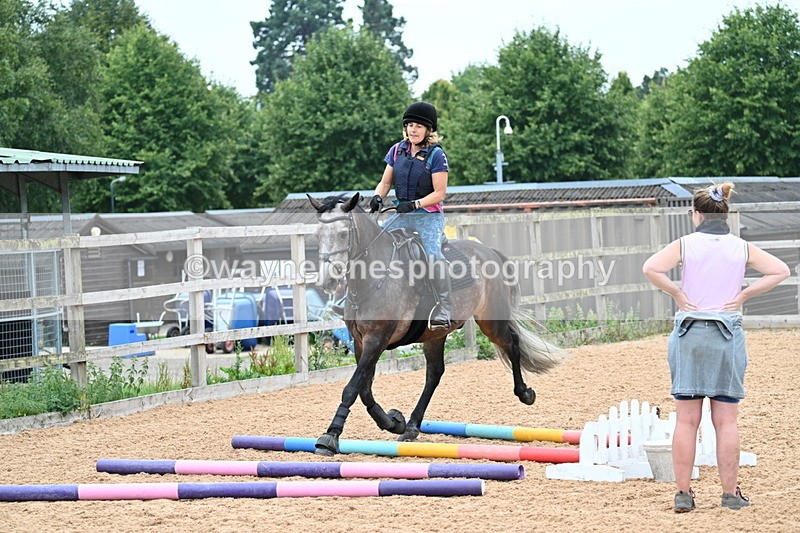 WJ7_7740 - Poles 10:00am