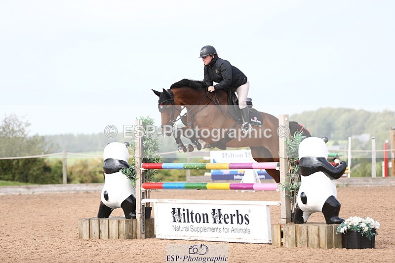 230812A-121211-08908 - Cls 32 Foxhunter