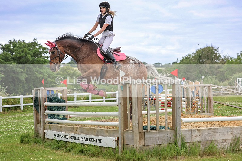 3E7A3671 - Class 6: Hawkins Motors Senior 1.00m Derby