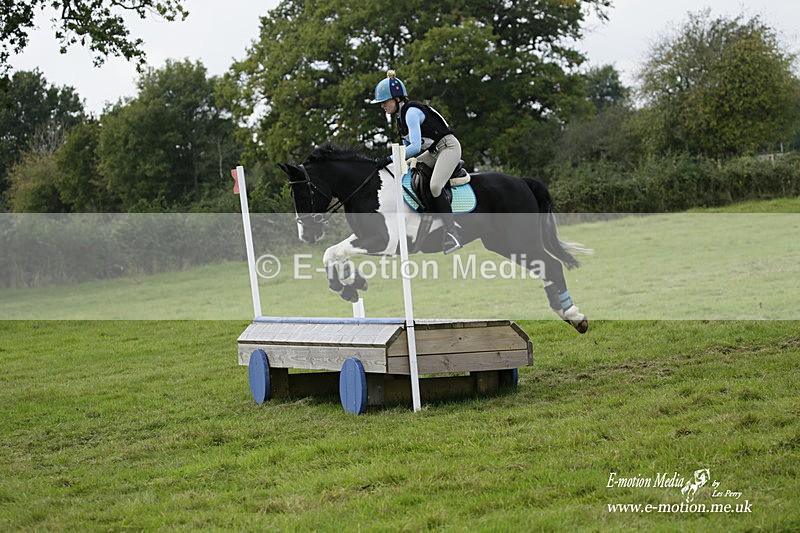  WWHT 171021 2372 - Novice Pairs (0.80m)  17/10/21